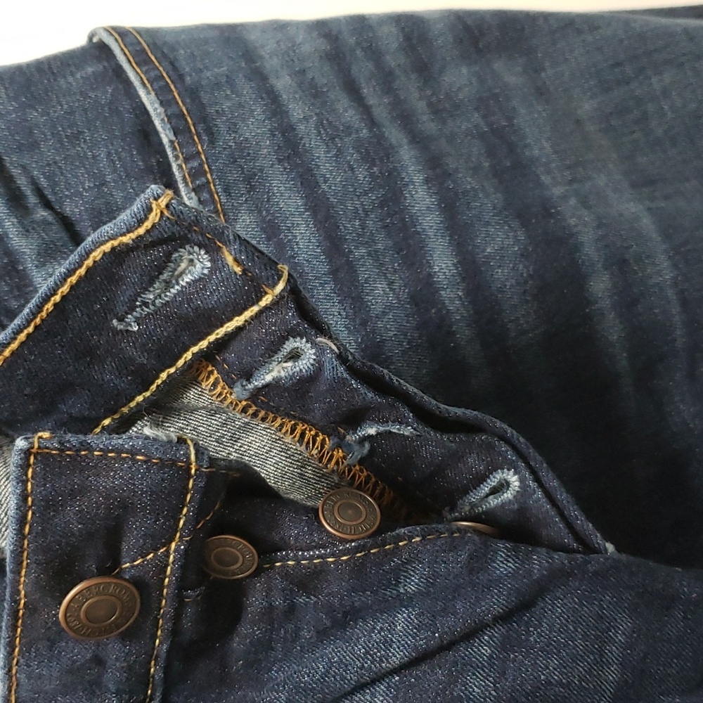 Abercrombie THE CLASSIC STRAIGHT LEG JEANS - Picture 13 of 16